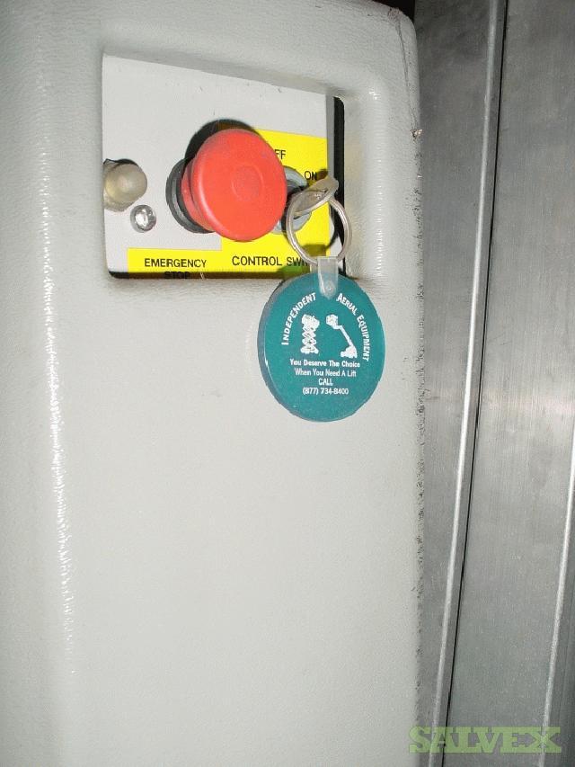 UpRight UL32 Indoor Push Around / Personnel Lift Salvex