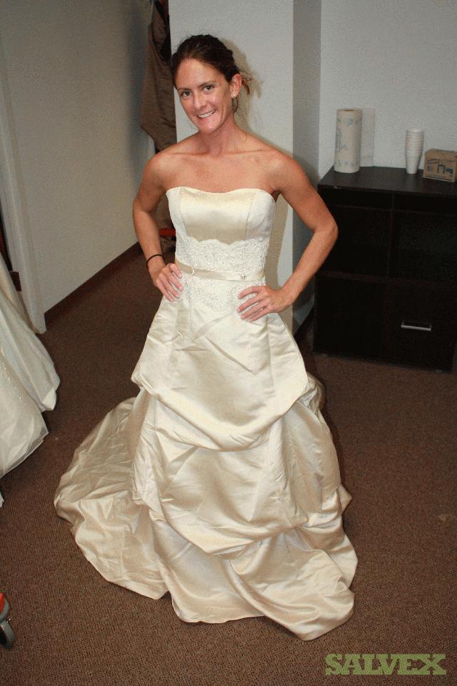 Audrey Hart Wedding Dresses Lot Two 200 Dresses Salvex