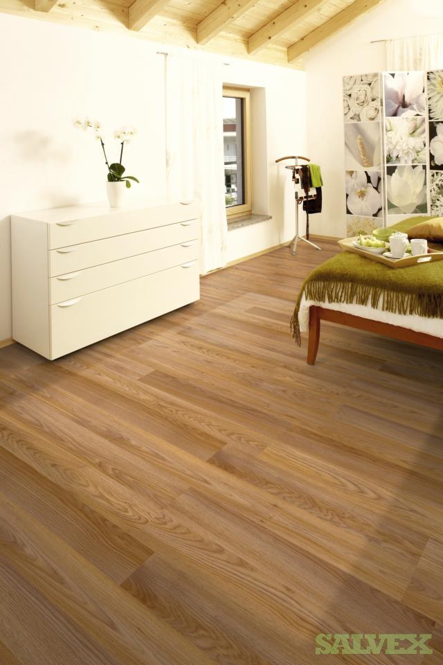Laminate Oak Flooring 1 320 Cartons Salvex Laminate Oak Flooring 1 320 Cartons