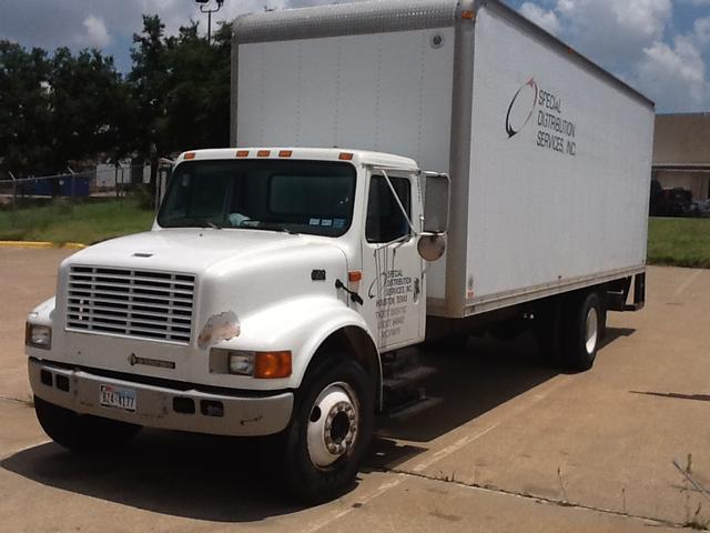 International Box Truck 2001 W/ Liftgate | Salvex