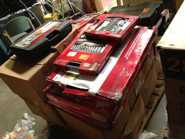 Assorted Home Depot Returned Items -- Qty: 34 pallets | Salvex