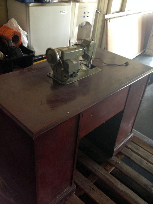 Antique Zenith TV & Sewing Machine Salvex