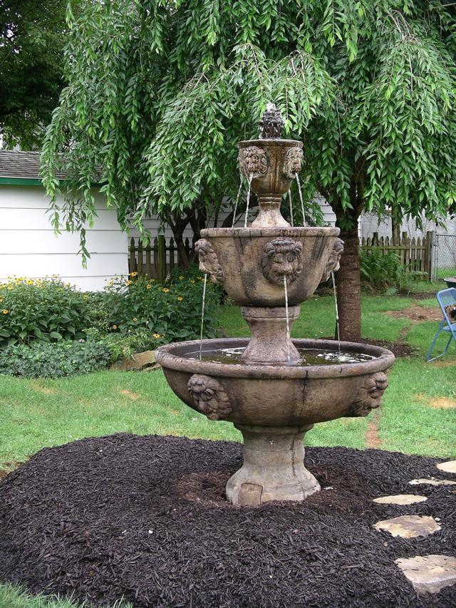 Garden Water Fountain- Lion Head | Salvex