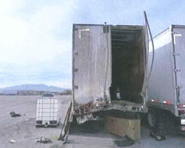 Damaged Trailer 53' Salvex