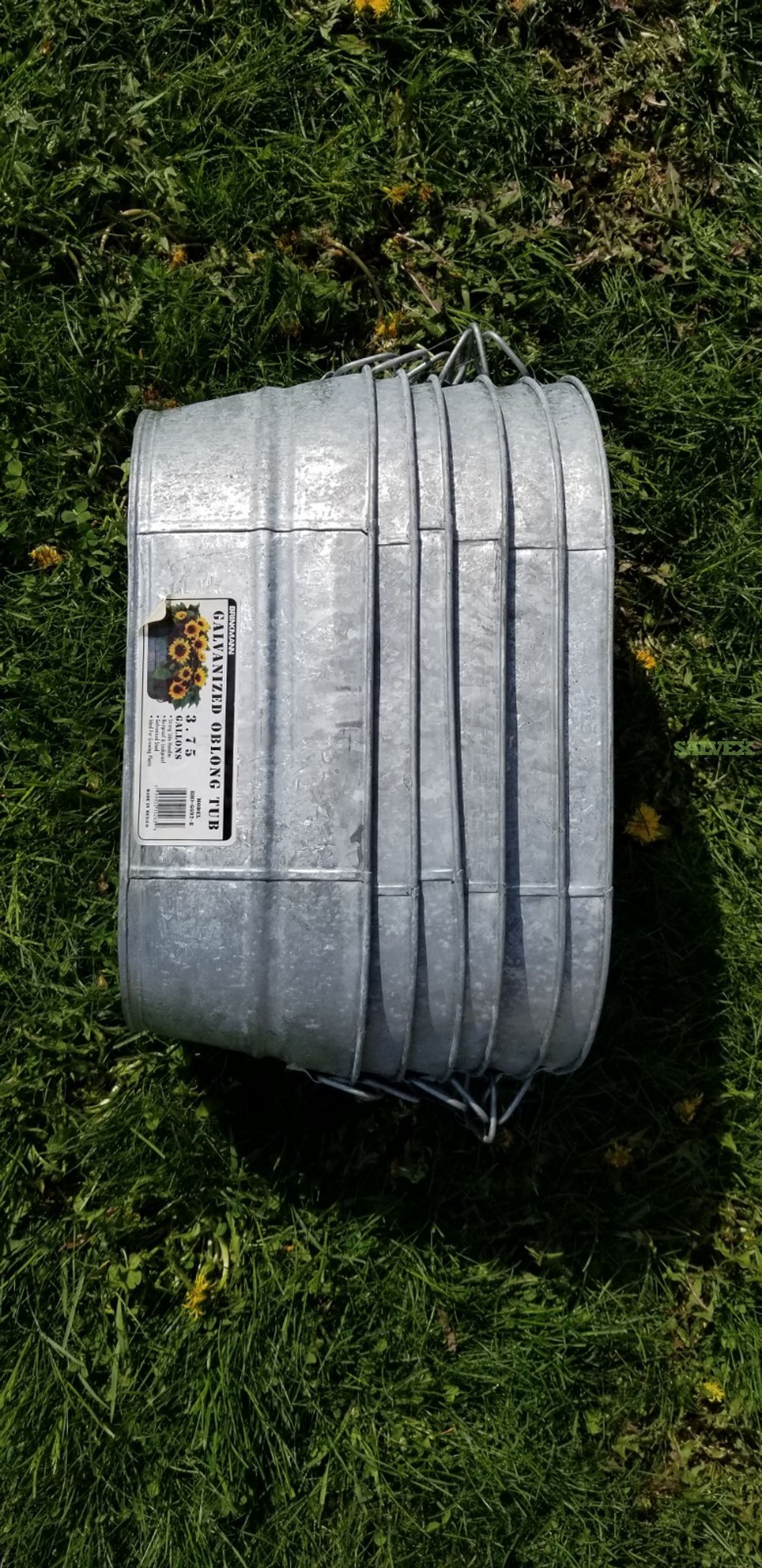 Brinkmann 3.75 Gallon Galvanized Oblong Tubs with Handles (Buckets