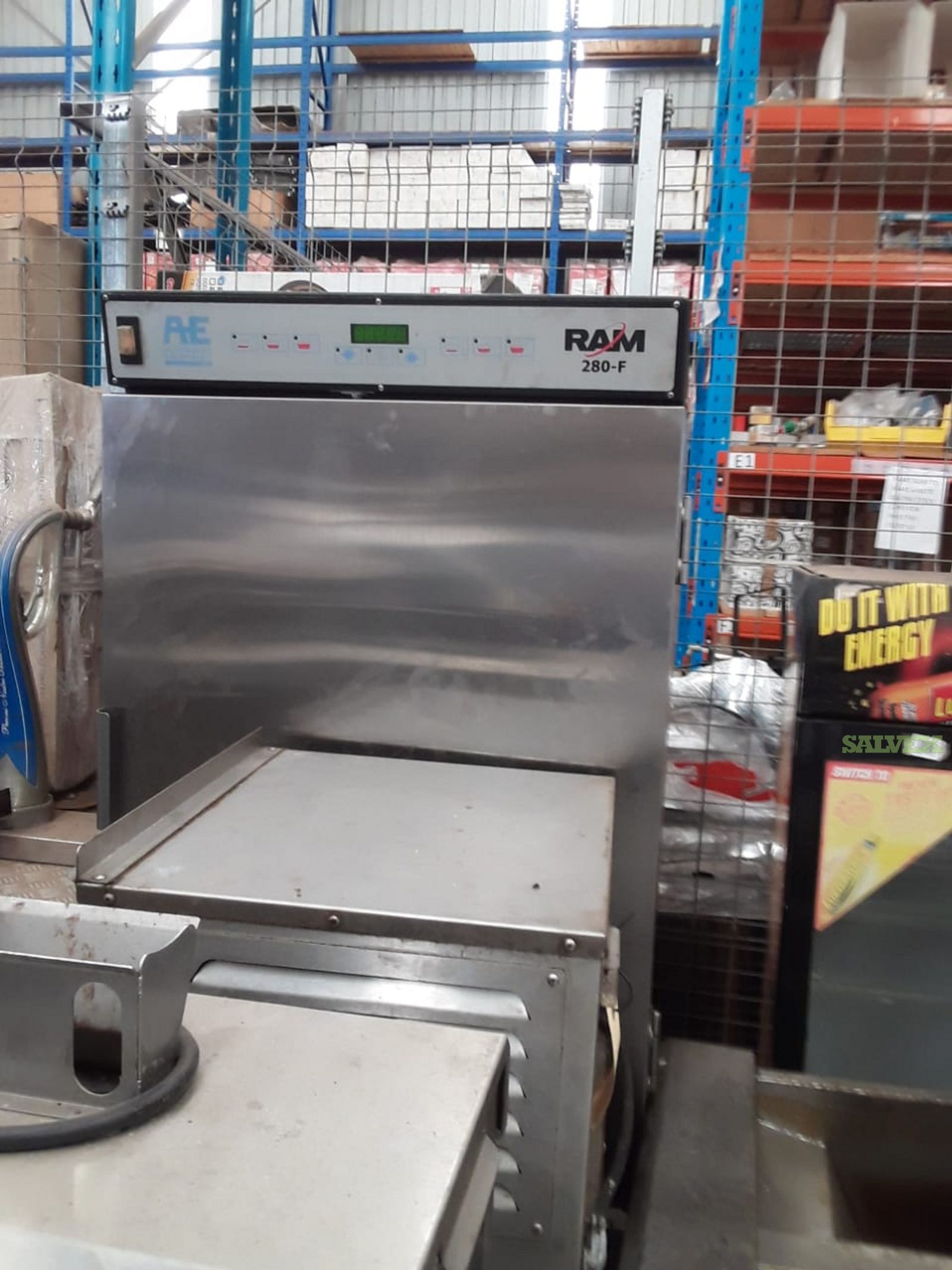 Restaurant Catering Equipment Fry Hopper, Grill Side Freezer, Pan