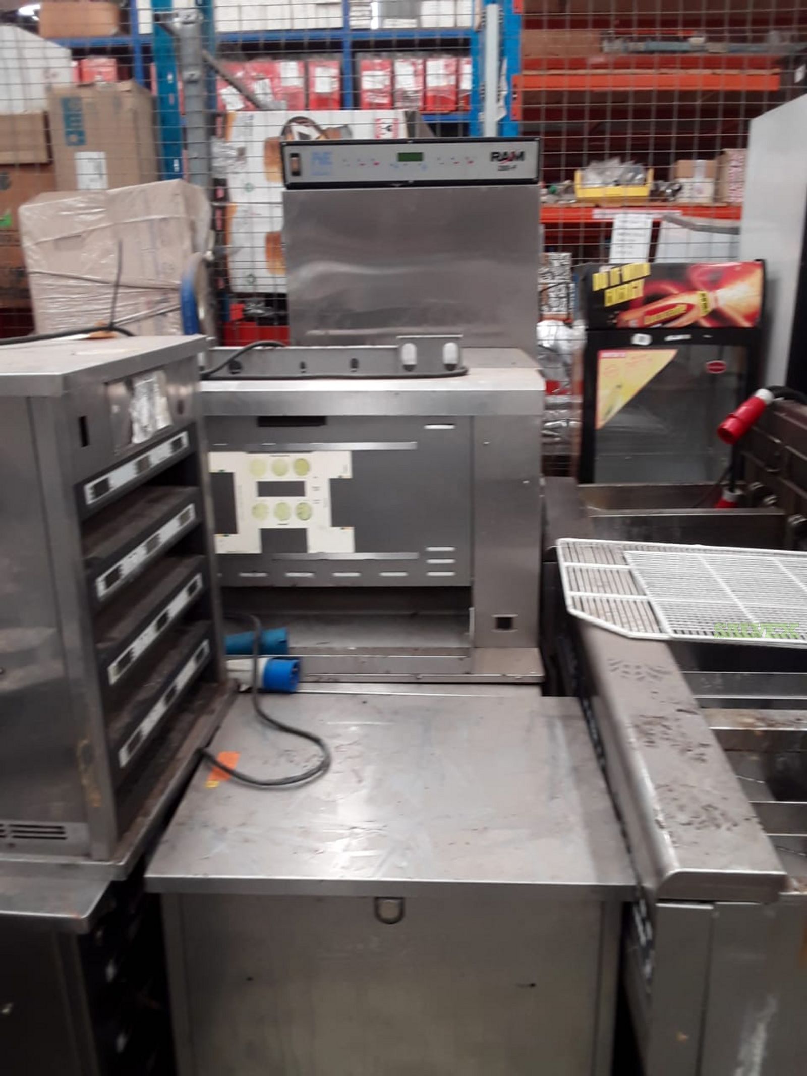 Restaurant Catering Equipment Fry Hopper, Grill Side Freezer, Pan