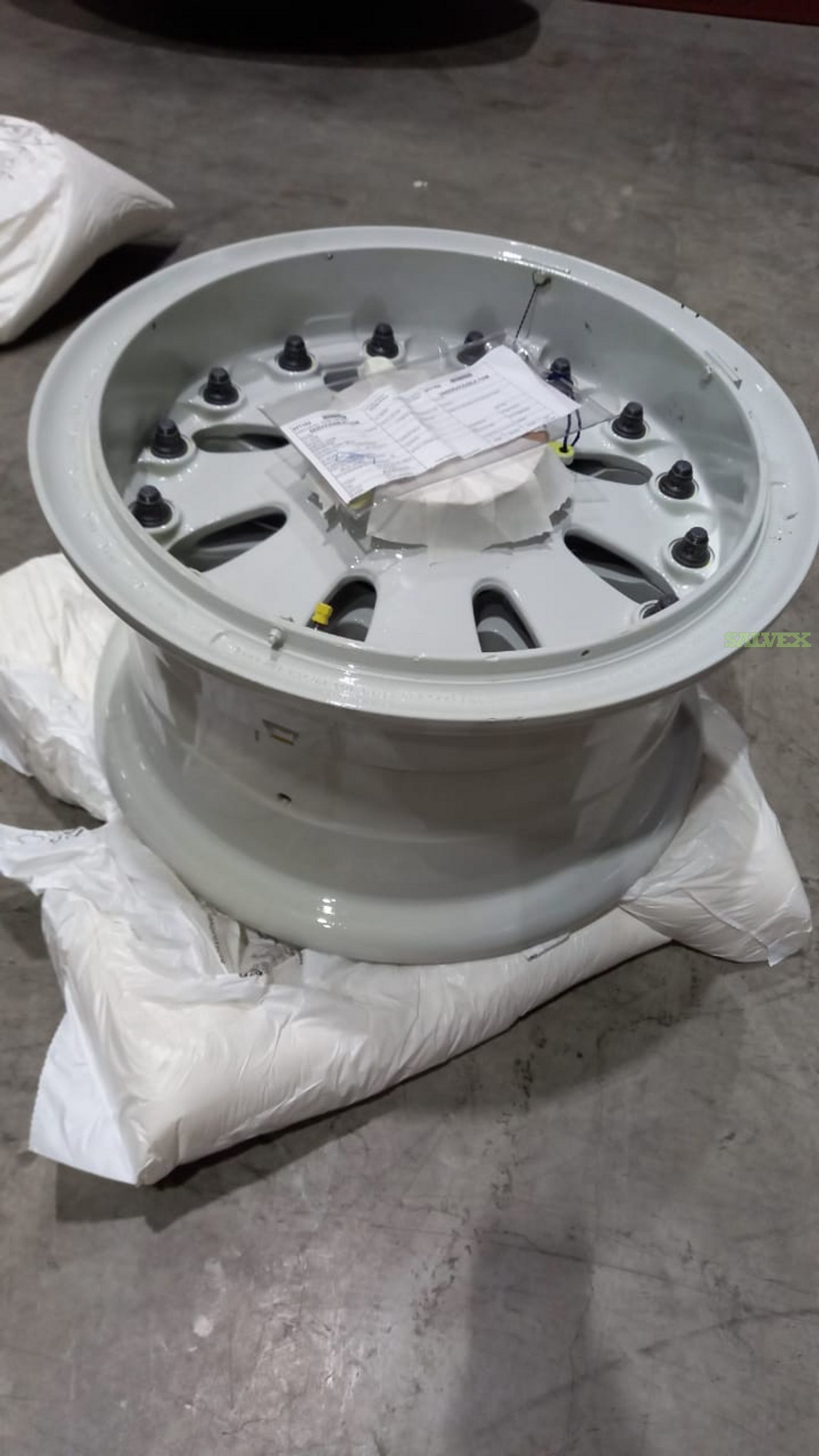 Boeing B757 Surplus Main Wheels PN: 3-1428 (33 Units) | Salvex