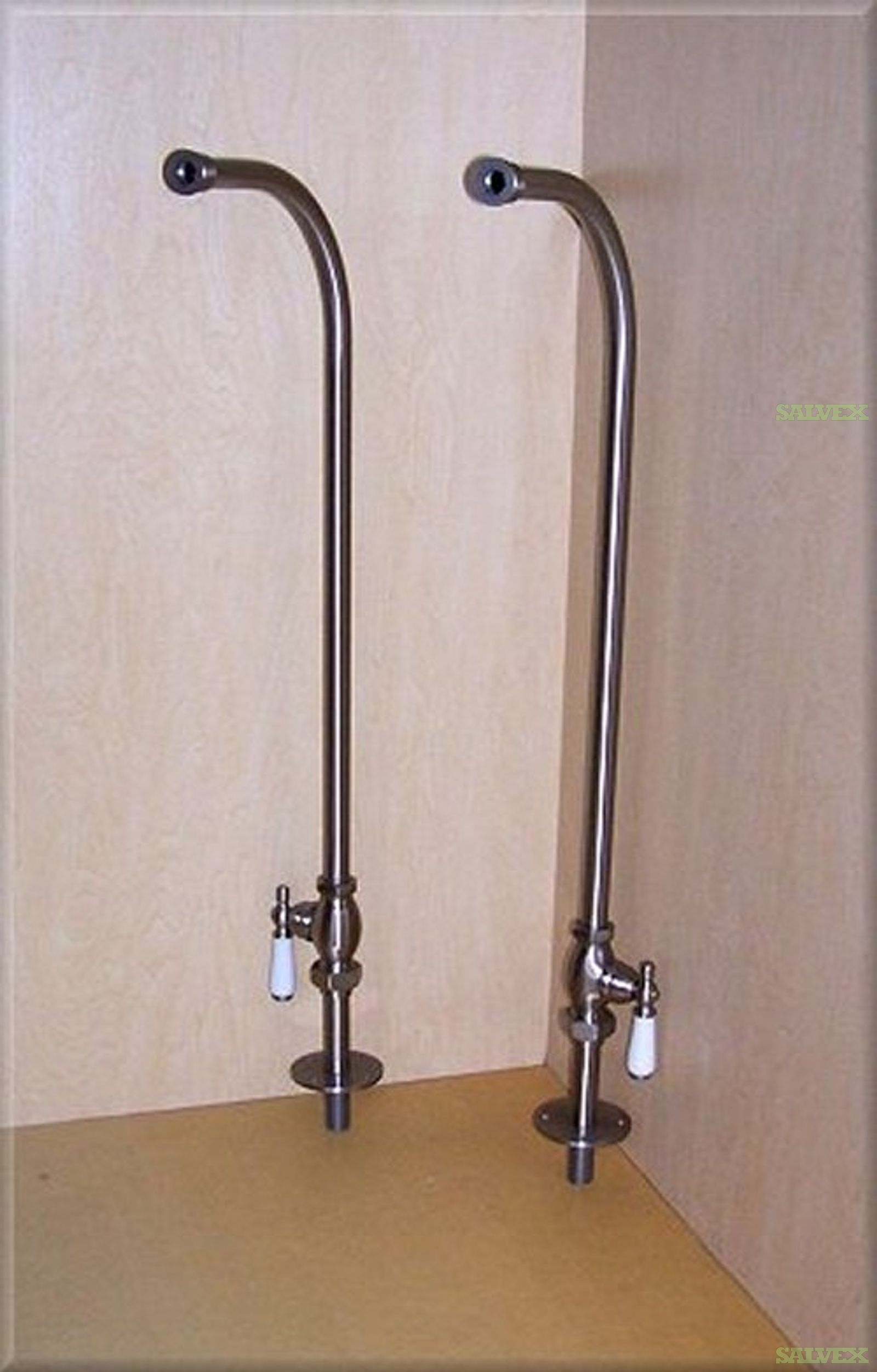 Hardware: Claw Foot Tub Faucets, Fitting, Overflow, Valves and more (Satin Nickel Finishing) / 240 Units
