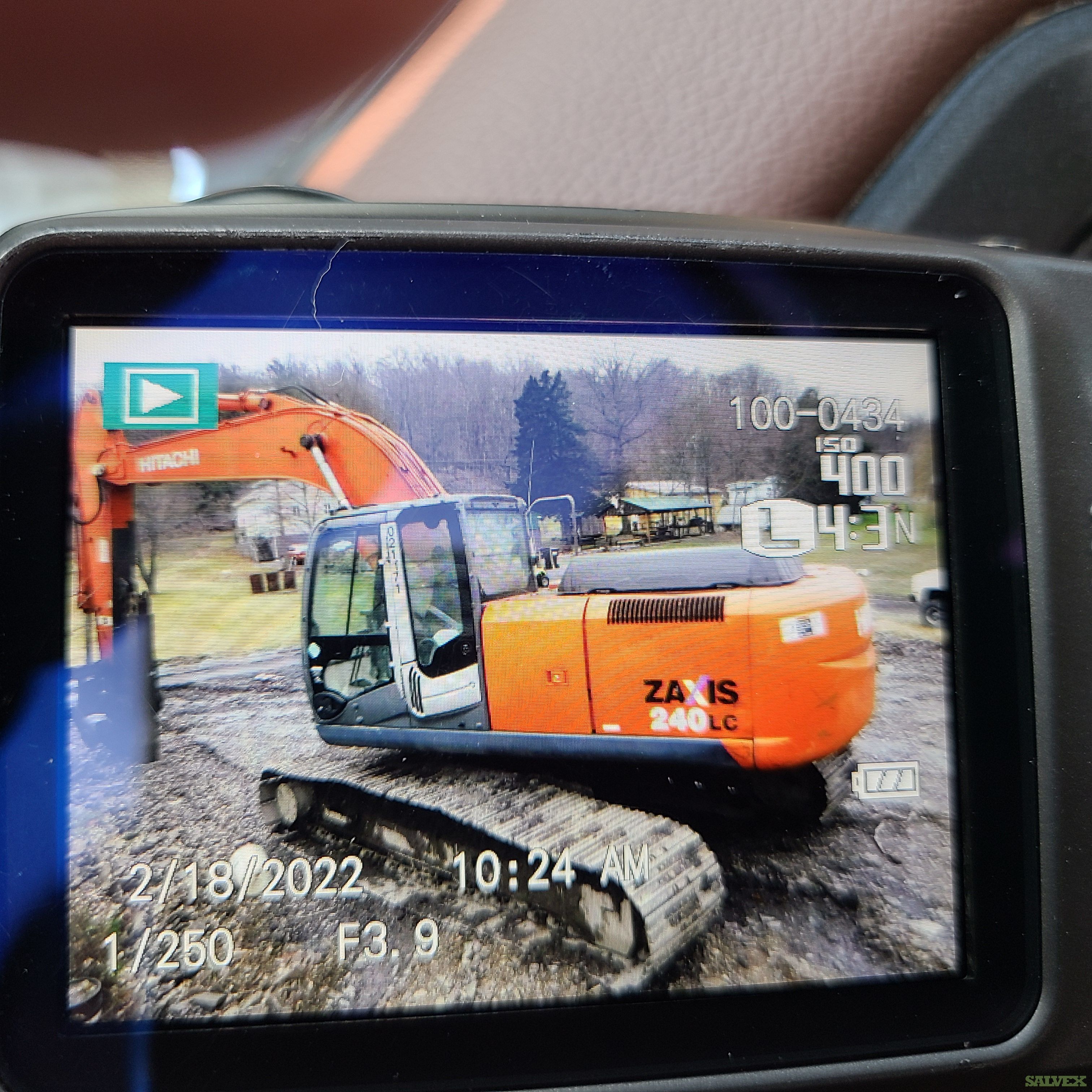 Hitachi Zaxis 240 LC Hydraulic Excavator (1 Unit) with labounty bls80 