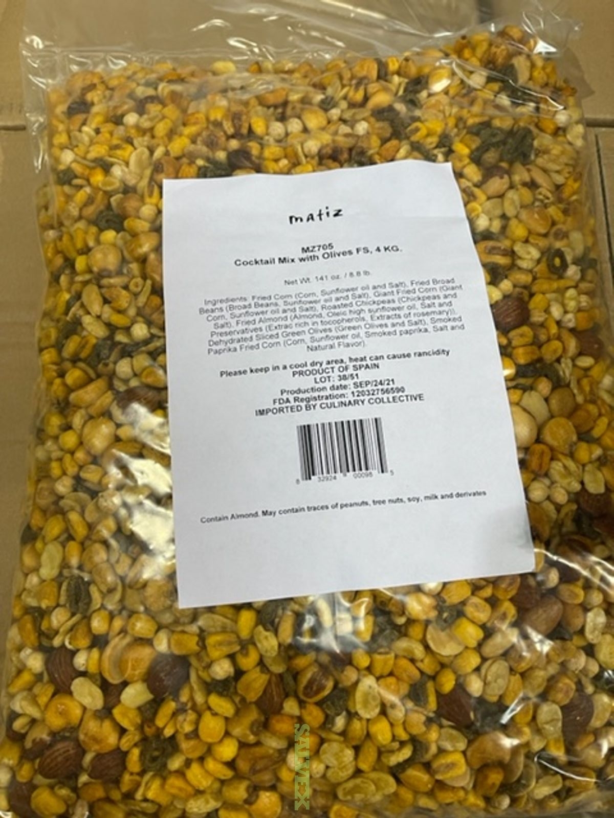 Cocktail Mix - Almonds, Fava Beans, Toasted Corn, Giant Toasted Corn, Chickpeas. (1 pallet - 1400 lbs)