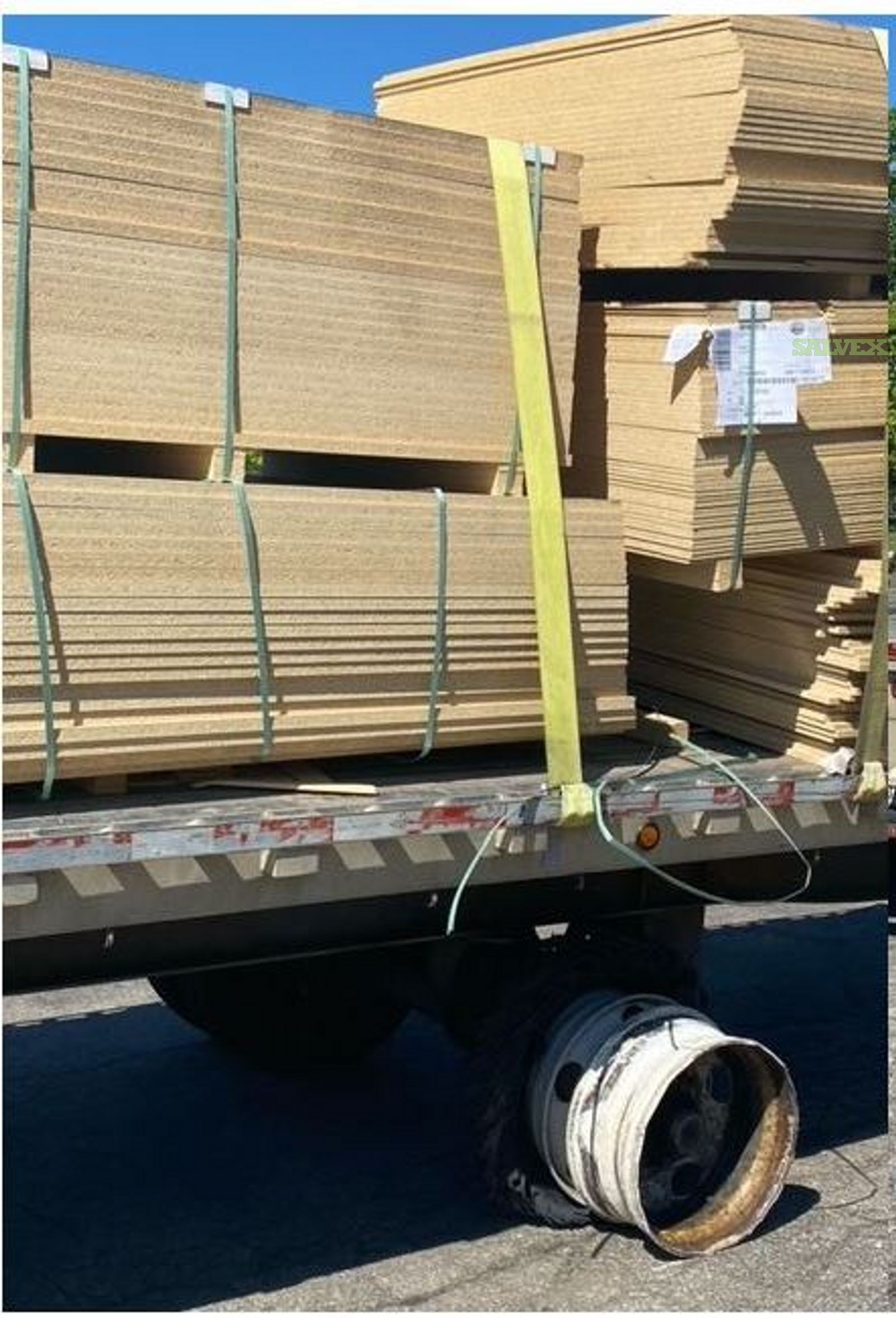 Ultra Particle Board Different Sizes (15,990 Sqft / 45,672 lbs) Salvex