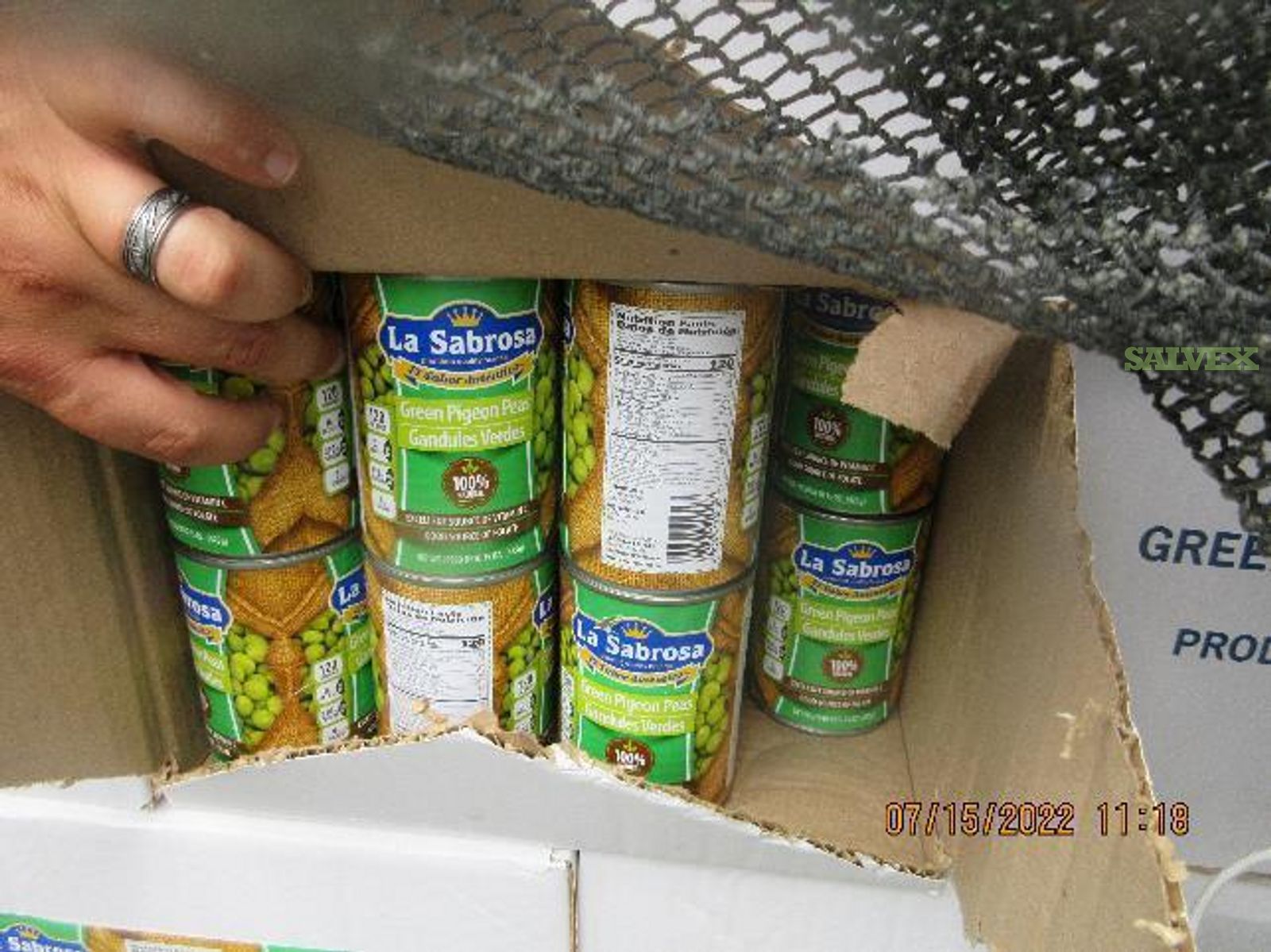 cans-of-green-pigeon-peas-1798-cartons-salvex