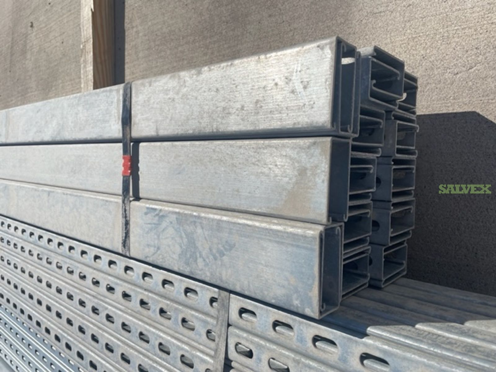 P3000T 20PG Slotted Gauge and P4100T 10SS Slotted Shallow Strut (6,693