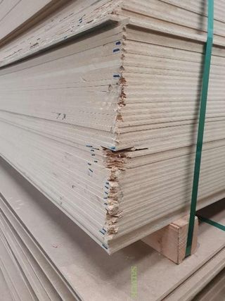 Wooden Panels- HDF 4155 x 2077 x 9.1mm (13.433,07 Kg)