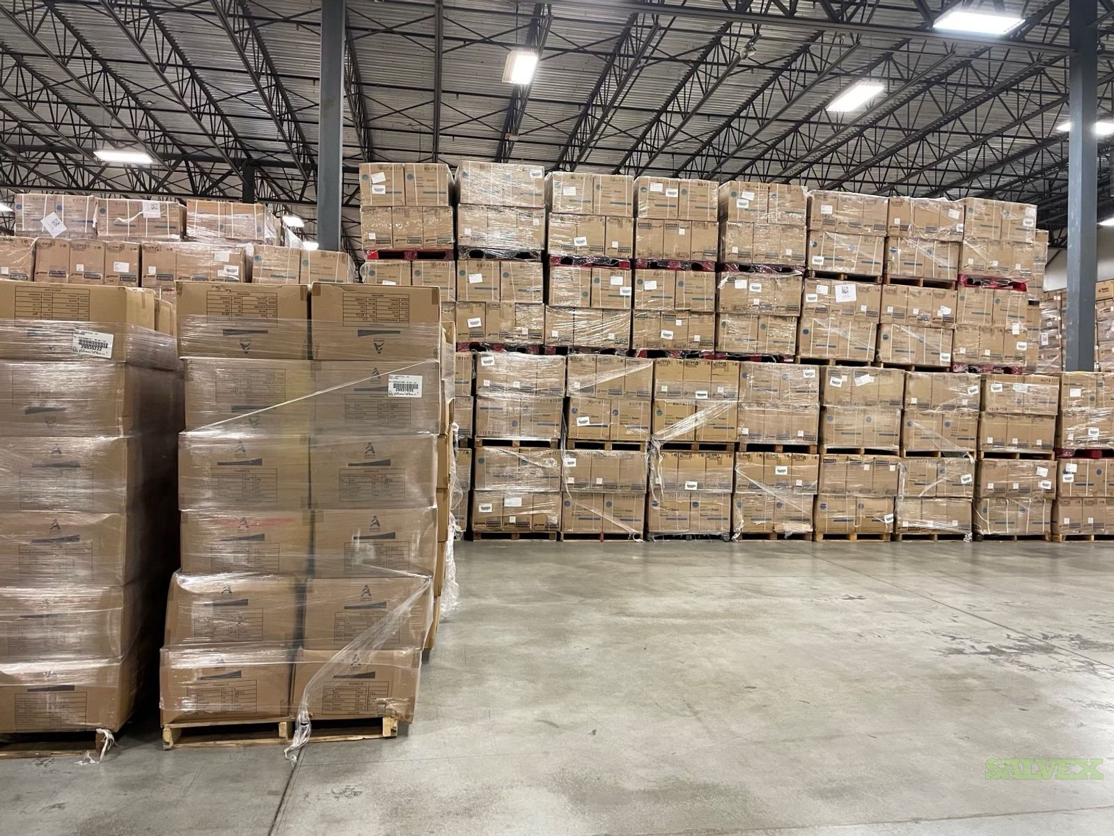 Single-Use Gowns - 100% Polypropylene (24,000,000 gowns) | Salvex