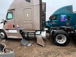 Freightliner Truck and Great Dane Trailer 2020 - Damaged