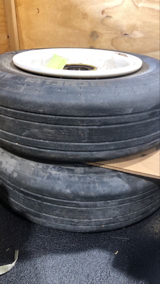 PN: 3-1470-1 A320 NLG Wheels in AR Condition (2 Units)