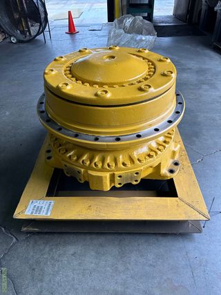 Komatsu Final Drive R17M-27-00167 (1 Unit - New)