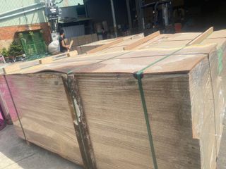 Particle Board 18 x 1220 x 2440 mm (208 Units)- Damaged