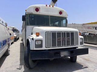 GMC, Ford, International & Chevrolet Ambulances & Buses, Scrap (10 units) 