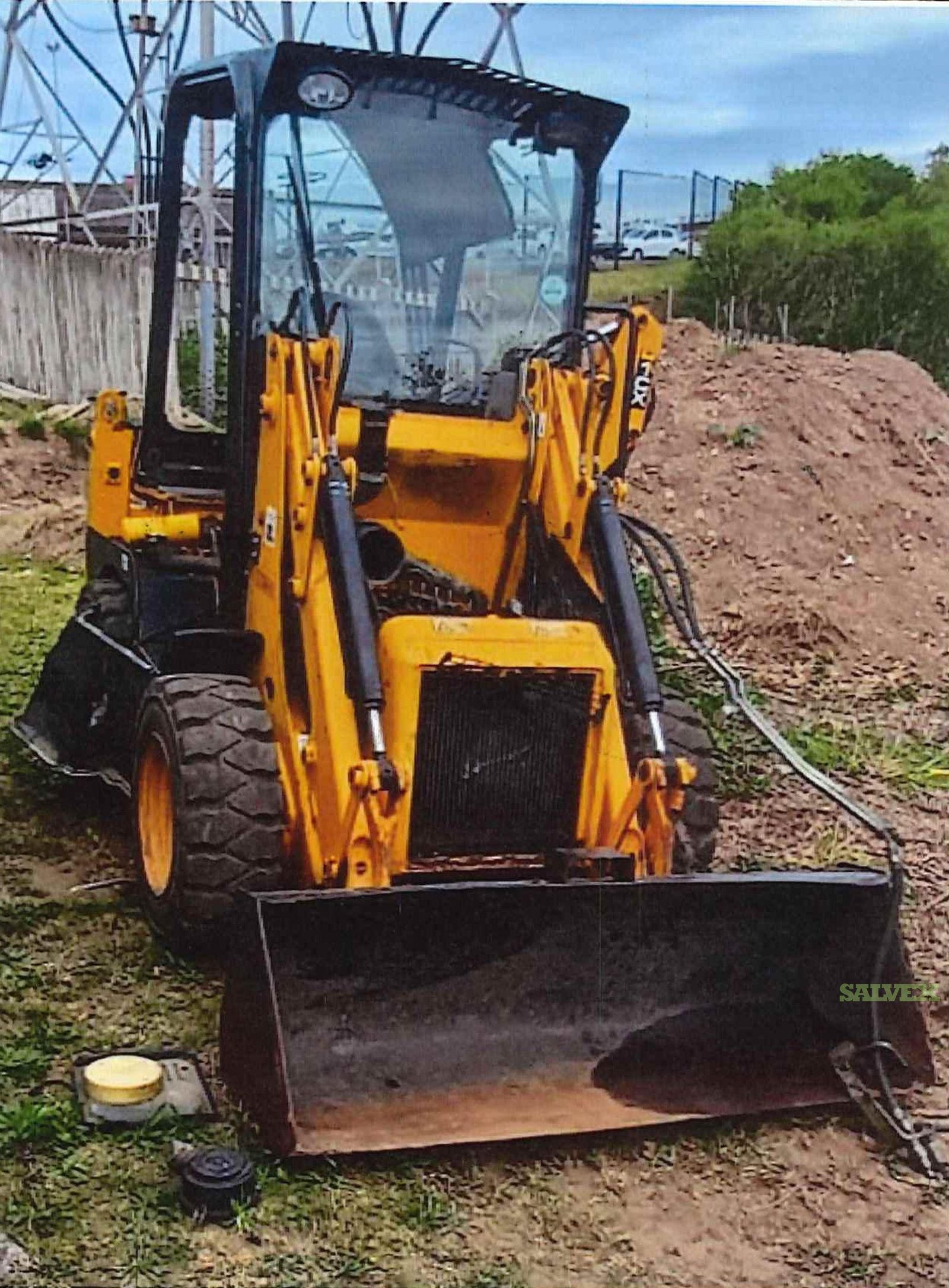 JCB 1CX Backhoe Loader - Damaged (1 Unit)