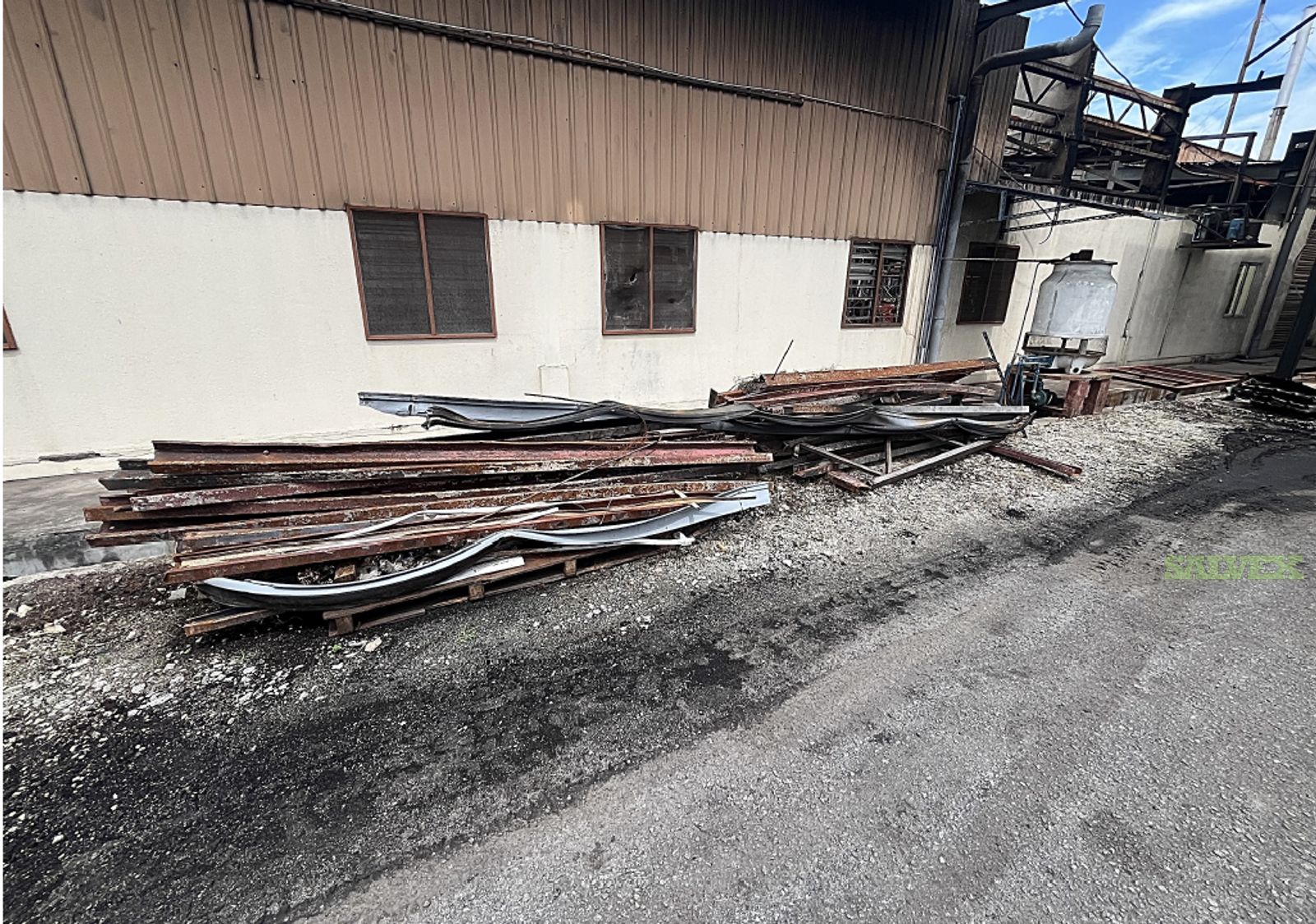 Fire Damage Building Material Including Fixture Fitting (1 Lot)