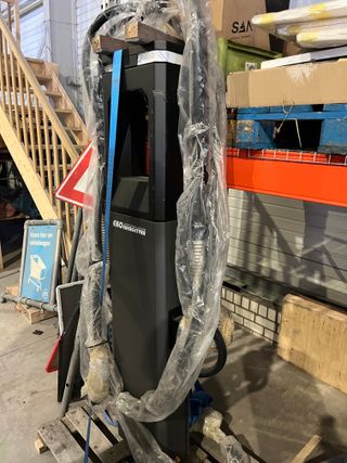 Damaged Ekoenergetyka Axon Side 360 kW EV Truck Charger SAT400 Charging Satellite